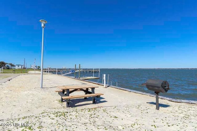 1550 Salter Path Road 102, Atlantic Beach, NC 28512