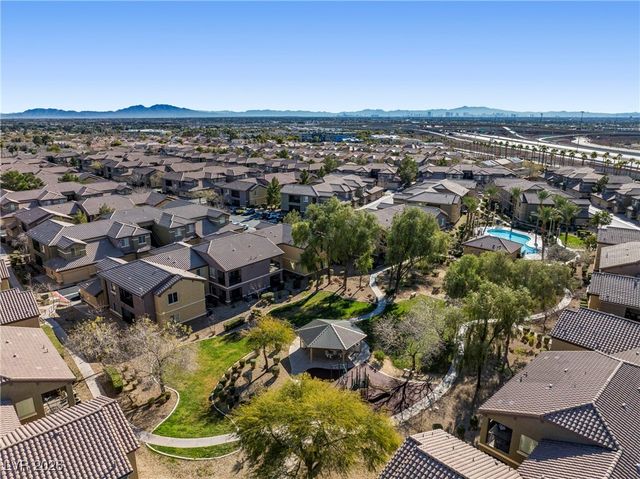 6868 Sky Pointe Drive 2076, Las Vegas, NV 89131