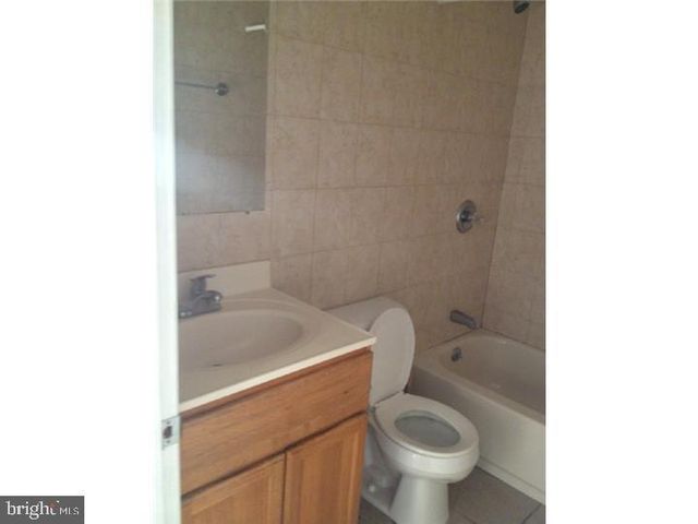2127 S 8TH ST, Philadelphia, PA 19148