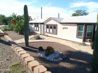 700 E QUEEN CREEK Drive, Queen Valley, AZ 85118