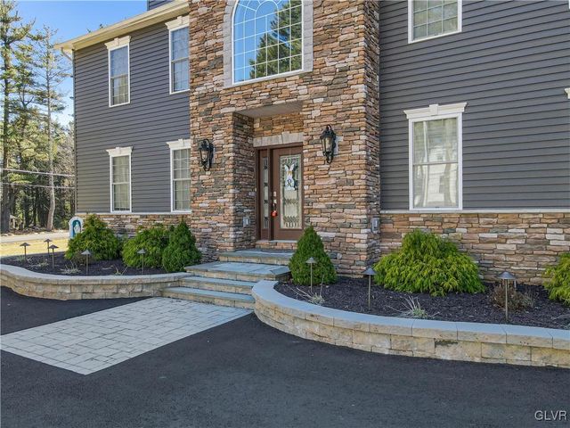 2357 Paxmont, Tobyhanna Twp, PA 18350