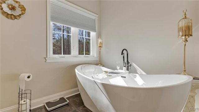 2357 Paxmont, Tobyhanna Twp, PA 18350