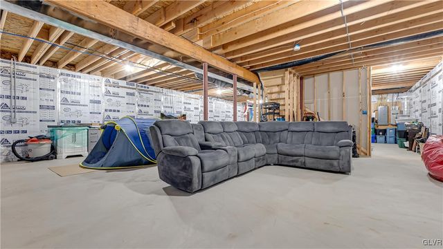 2357 Paxmont, Tobyhanna Twp, PA 18350