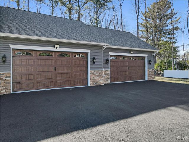 2357 Paxmont, Tobyhanna Twp, PA 18350
