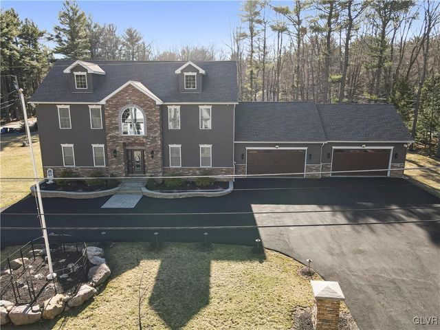 2357 Paxmont, Tobyhanna Twp, PA 18350