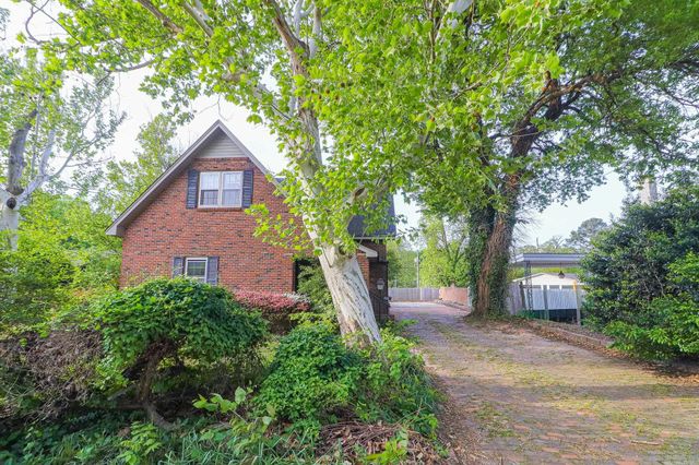 623 W Oak Avenue, Jonesboro, AR 72401