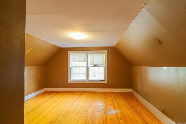 623 W Oak Avenue, Jonesboro, AR 72401