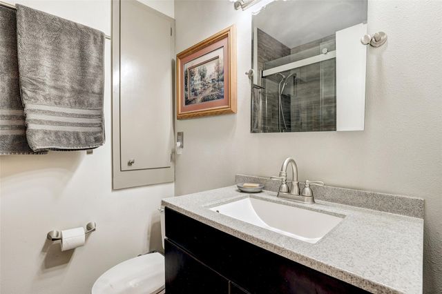 7210 Meadowood DR, Austin, TX 78723