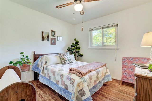 7210 Meadowood DR, Austin, TX 78723