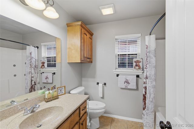 14556 Courtney Lane, Glenpool, OK 74033