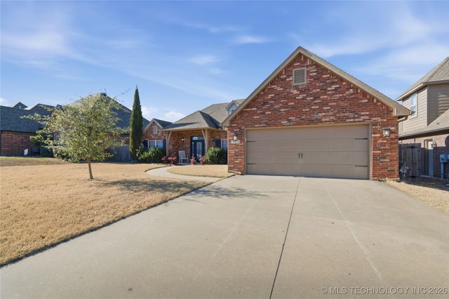 14556 Courtney Lane, Glenpool, OK 74033