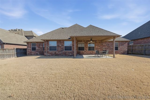 14556 Courtney Lane, Glenpool, OK 74033