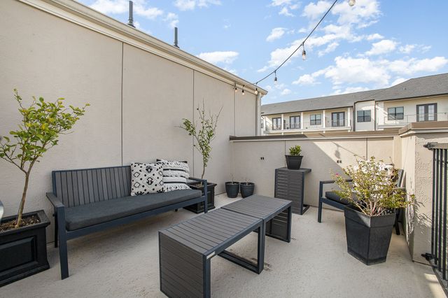 1117 Tea Olive Lane, Dallas, TX 75212