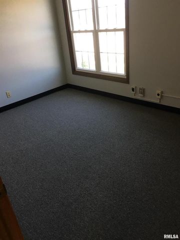 985 LINCOLN Road 219, Bettendorf, IA 52722