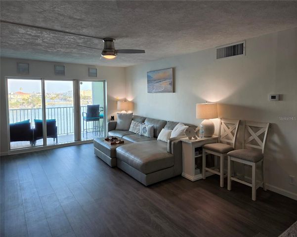 400 64TH AVENUE 405, St Pete Beach, FL 33706