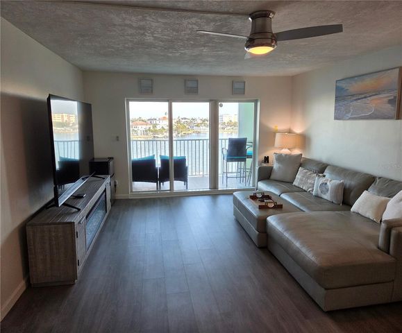 400 64TH AVENUE 405, St Pete Beach, FL 33706