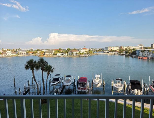 400 64TH AVENUE 405, St Pete Beach, FL 33706
