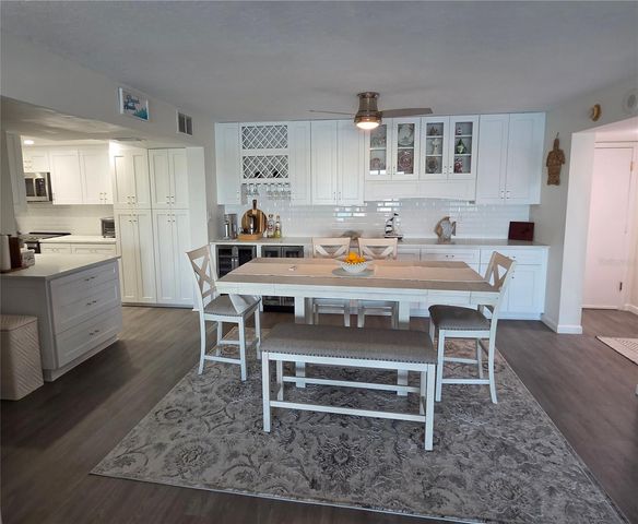 400 64TH AVENUE 405, St Pete Beach, FL 33706