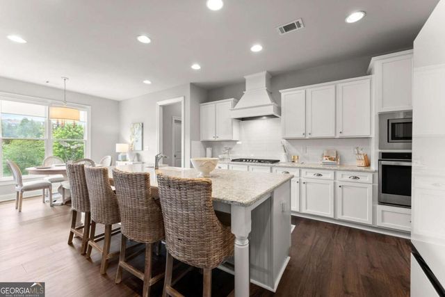 6742 Trail Side Drive, Flowery Branch, GA 30542