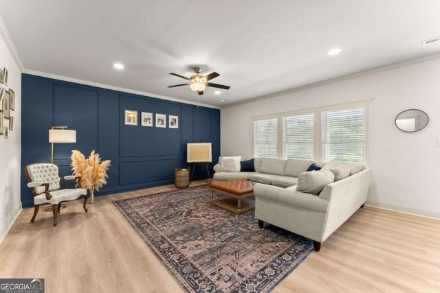6742 Trail Side Drive, Flowery Branch, GA 30542