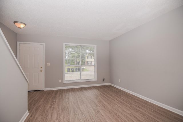 7655 Hunters Ridge Lane, North Charleston, SC 29420