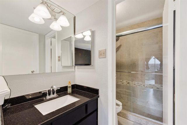3919 Fairmont Parkway 131, Pasadena, TX 77504