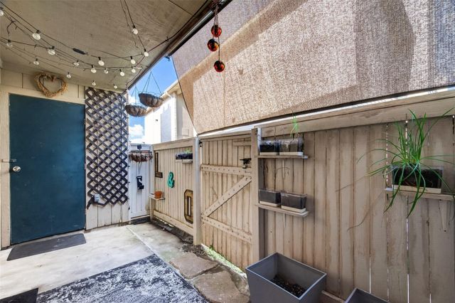 3919 Fairmont Parkway 131, Pasadena, TX 77504