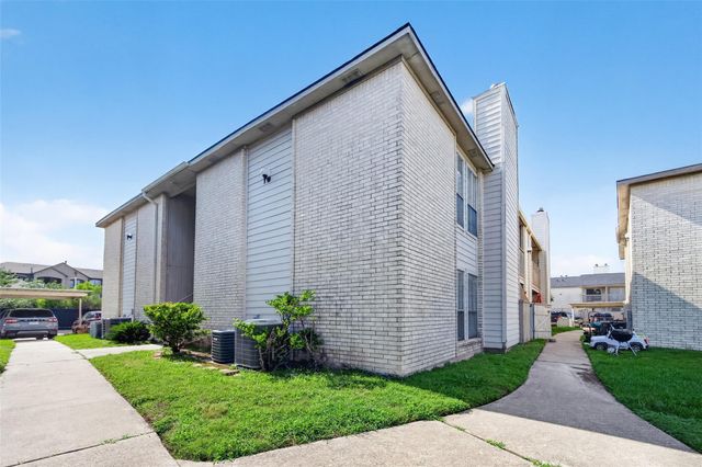3919 Fairmont Parkway 131, Pasadena, TX 77504