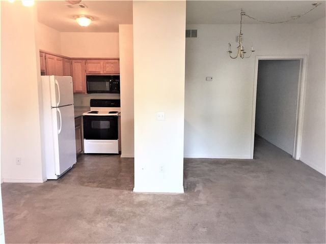 1774 N Gregg Avenue 7, Fayetteville, AR 72703