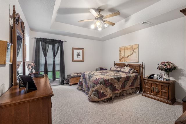 305 Ross Avenue, Denison, TX 75020