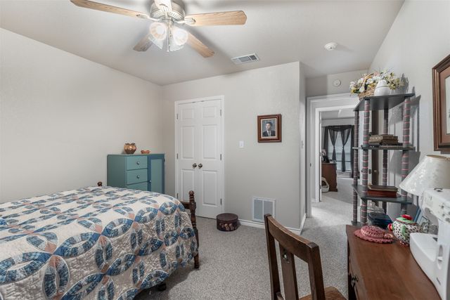 305 Ross Avenue, Denison, TX 75020
