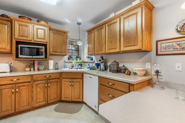 305 Ross Avenue, Denison, TX 75020