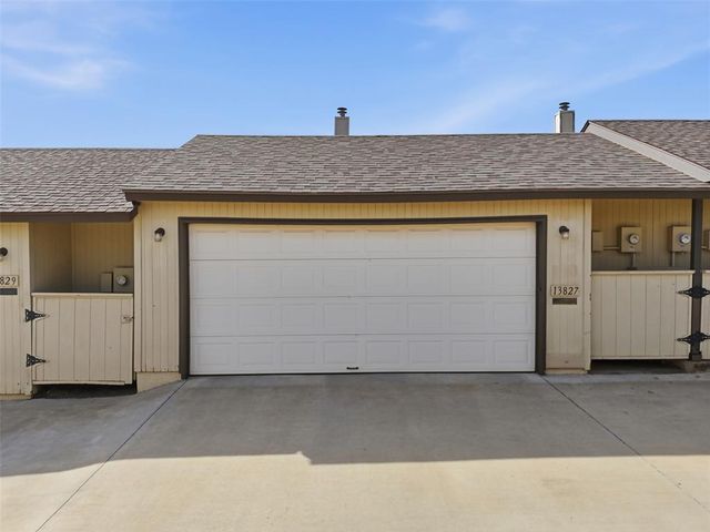 13827 Crossing Way West, Edmond, OK 73013