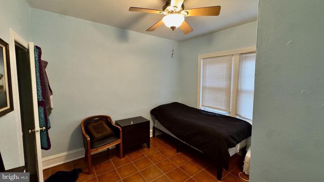 5401 GAINOR RD, Philadelphia, PA 19131