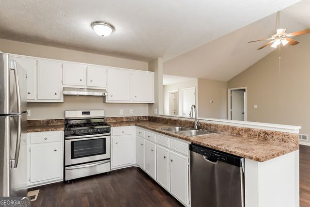 1513 Melody Ridge Court NE, Conyers, GA 30012