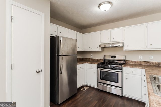 1513 Melody Ridge Court NE, Conyers, GA 30012