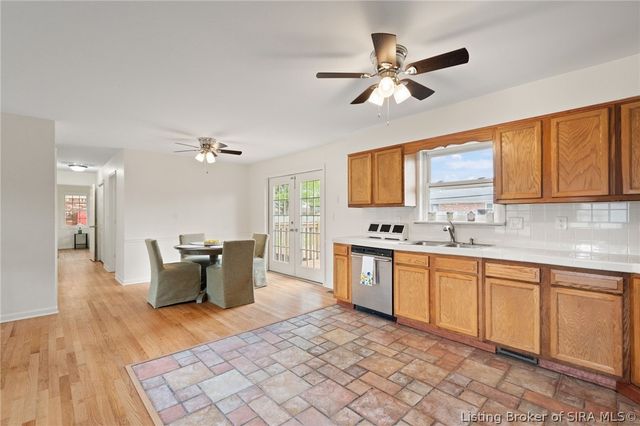 407 Hemlock Road, Jeffersonville, IN 47130
