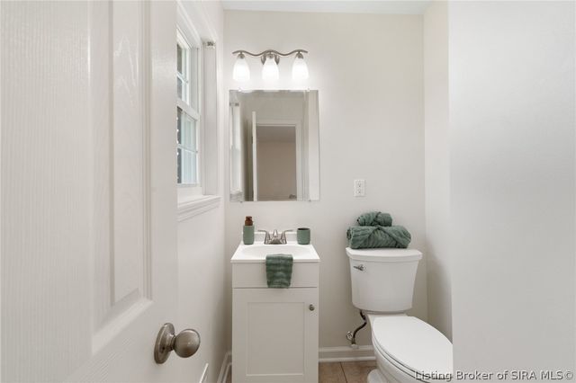 407 Hemlock Road, Jeffersonville, IN 47130