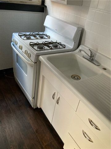 119-121 Giffin Ave, Mt Oliver, PA 15210