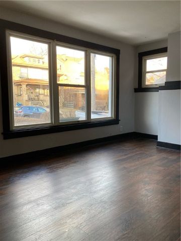 119-121 Giffin Ave, Mt Oliver, PA 15210