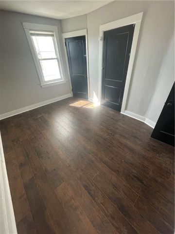 119-121 Giffin Ave, Mt Oliver, PA 15210