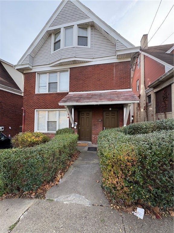 119-121 Giffin Ave, Mt Oliver, PA 15210