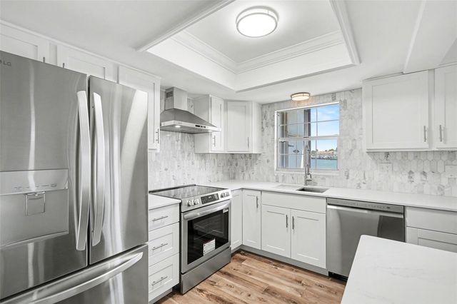 8828 BAY POINTE DRIVE 104, Tampa, FL 33615