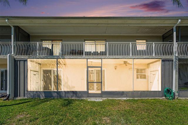 8828 BAY POINTE DRIVE 104, Tampa, FL 33615