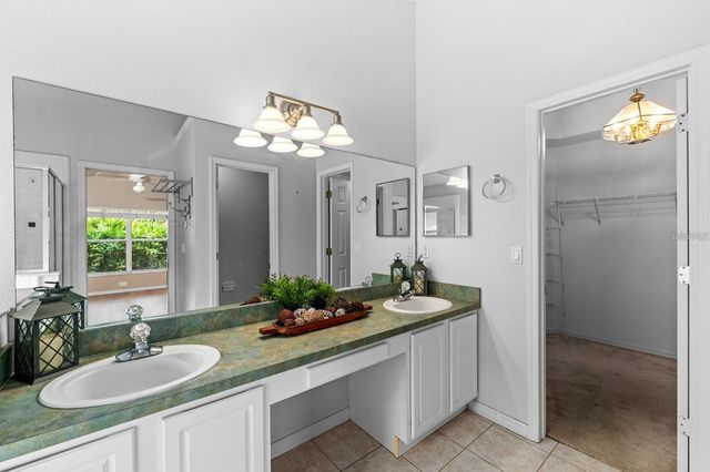 2522 CLARESIDE DRIVE, Valrico, FL 33596