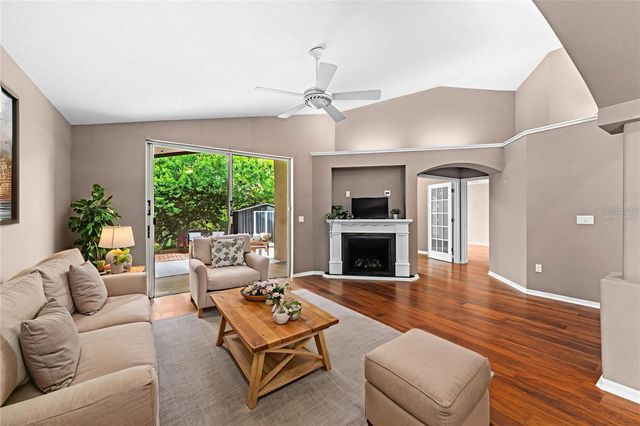 2522 CLARESIDE DRIVE, Valrico, FL 33596