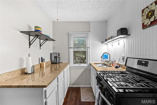 3210 Royalton Avenue, St Louis, MO 63114