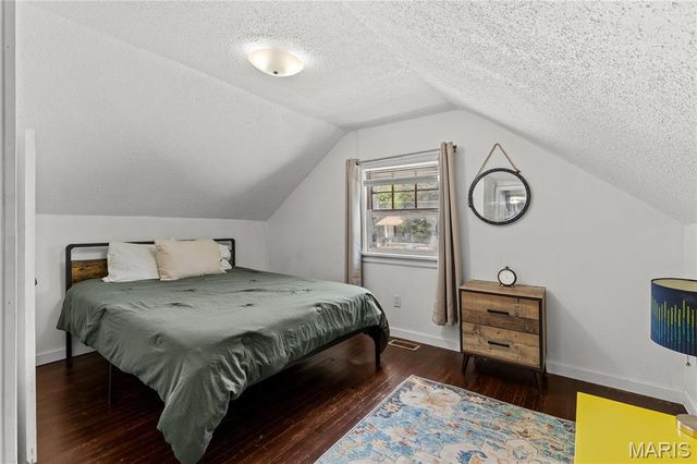 3210 Royalton Avenue, St Louis, MO 63114
