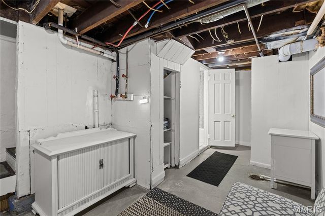 3210 Royalton Avenue, St Louis, MO 63114