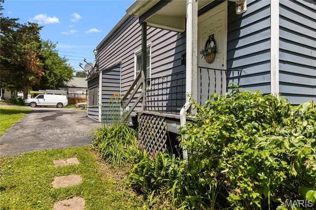 3210 Royalton Avenue, St Louis, MO 63114